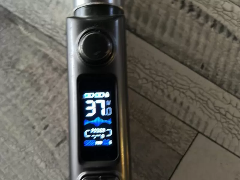 box eleaf + ato pyro v4 + 2 accu 3000