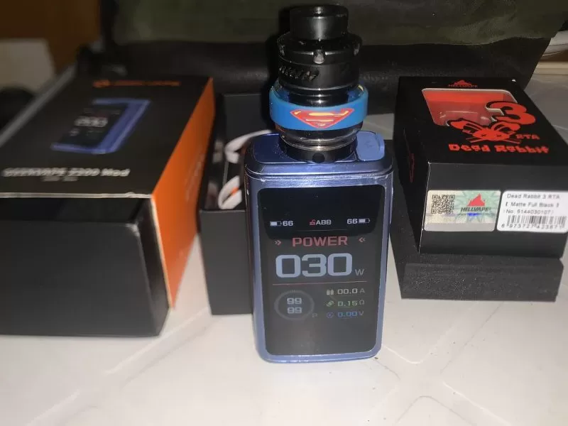 Kit complet Geekvape Z200 mod 🥊+ Atomisseur dead rabbit v3 cacheté