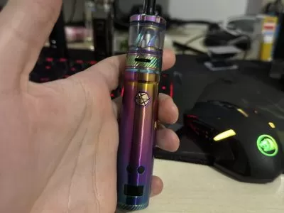 Uwell Nanchaku av