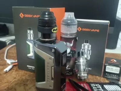 l200+ ato zeus x + ato nano 2 + 2 accus liquide