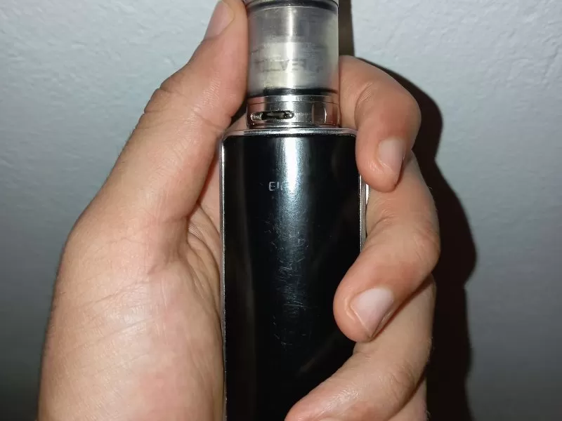 box eleaf 60w + ato revolver + 2 accus