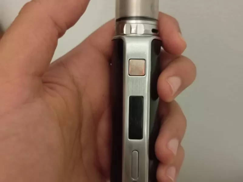 box eleaf 60w + ato revolver + 2 accus