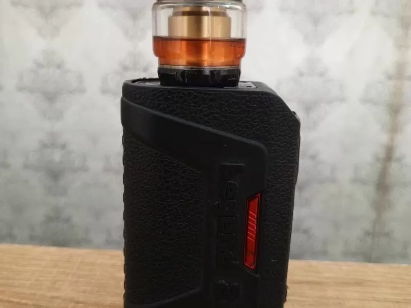 Geekvape L200 + ato zeus x + 2 accus