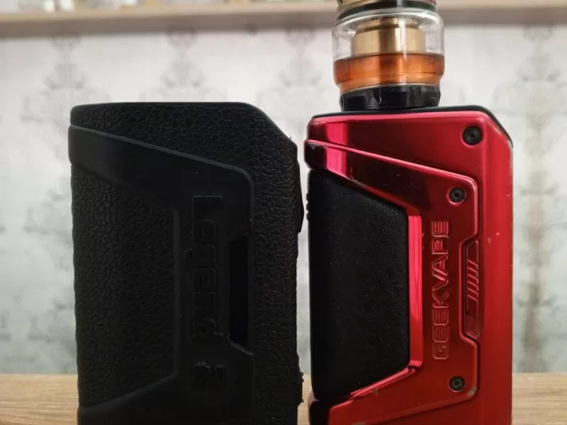 Geekvape L200 + ato zeus x + 2 accus