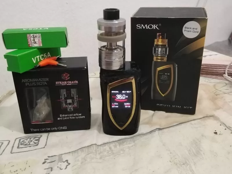 Vap smok + ato coton aromamizer +2 accu