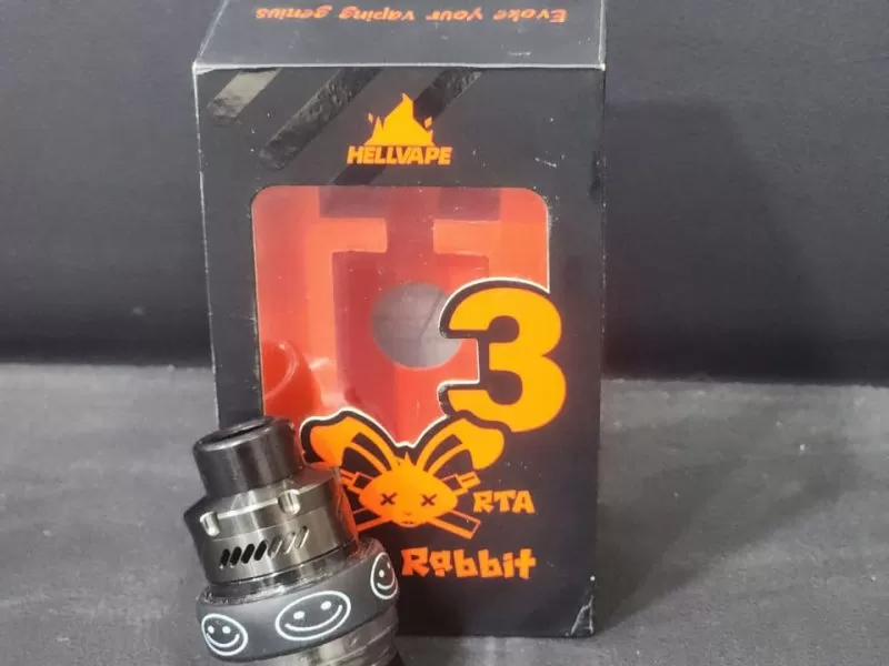 geekvape z200 + ato dead rabbit v3 + 2 accus