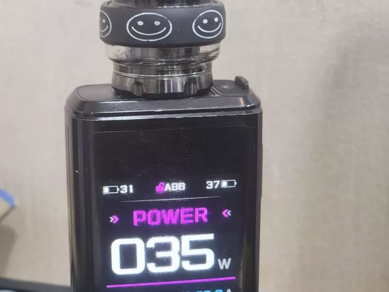 geekvape z200 + ato dead rabbit v3 + 2 accus