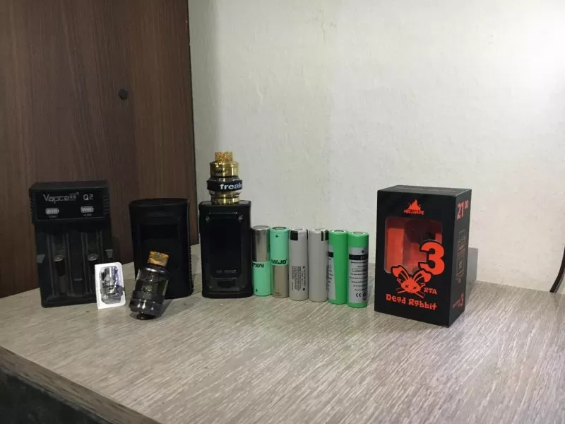 Vape mdura pro 240w wotofo + 2 ato + 2 accus